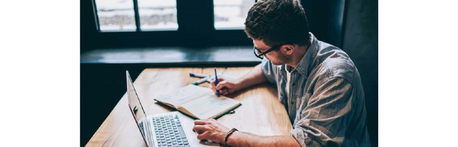 How Ghostwriting Services Can Help Build Your Brand and Authority